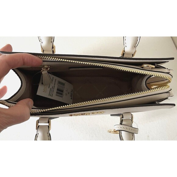 New Michael Kors Sheila Small Satchel Vegan Leather Light Cream - Picture 6 of 6